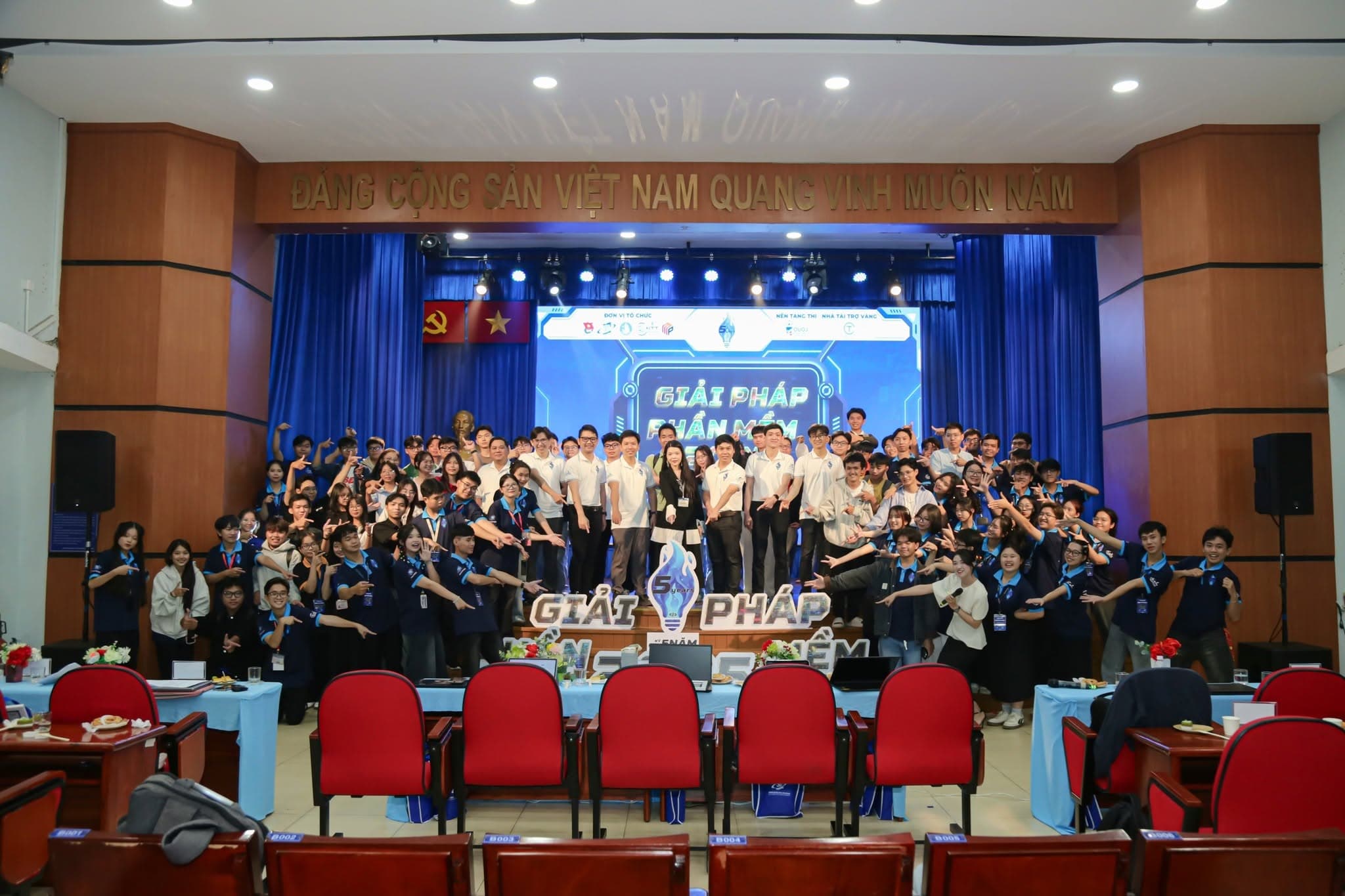 TUYÊN DƯƠNG THÀNH VIÊN ĐẠT GIẢI TRONG CUỘC THI GIẢI PHÁP PHẦN MỀM NĂM 2025